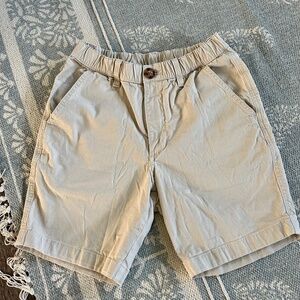 Boys Chubbies Size 28 7” inseam khaki shorts 10-12